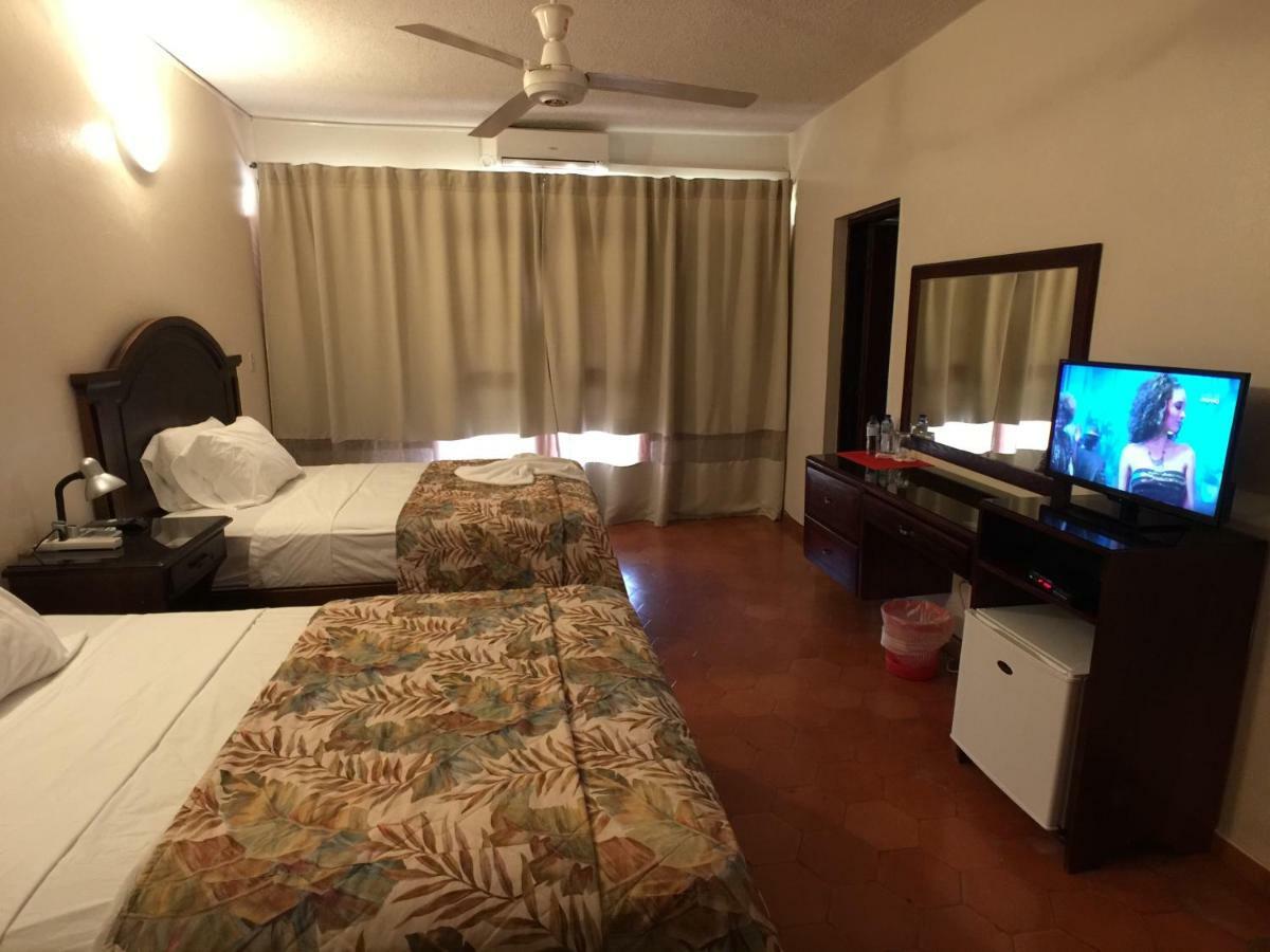 Hotel Alicia Beach Sosúa Buitenkant foto