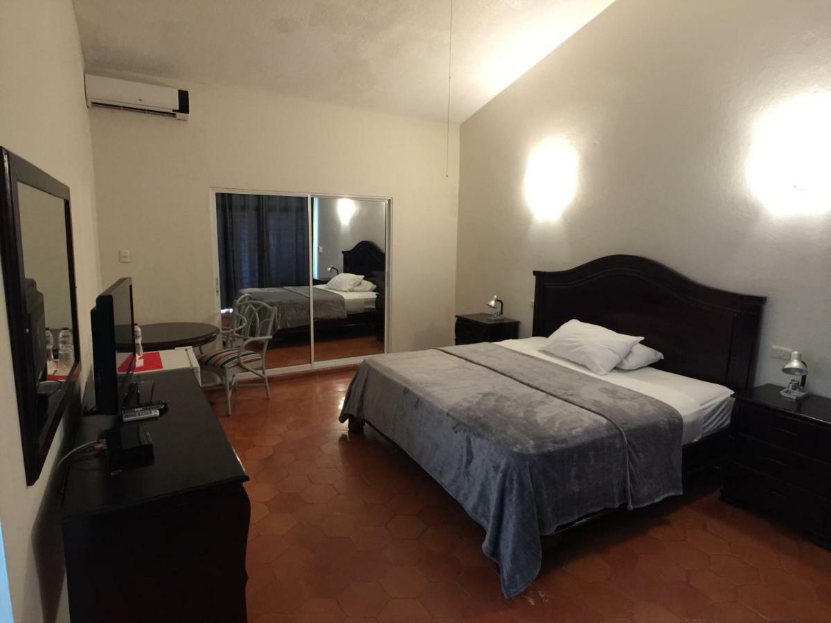 Hotel Alicia Beach Sosúa Buitenkant foto